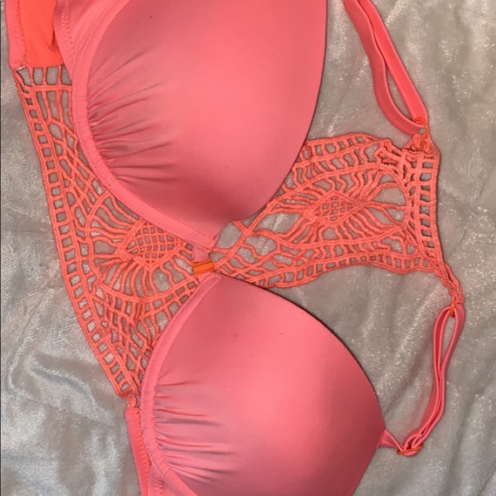 Bathing suit top
